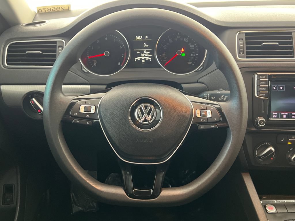 Used 2016 Volkswagen Jetta SE FWD image 16