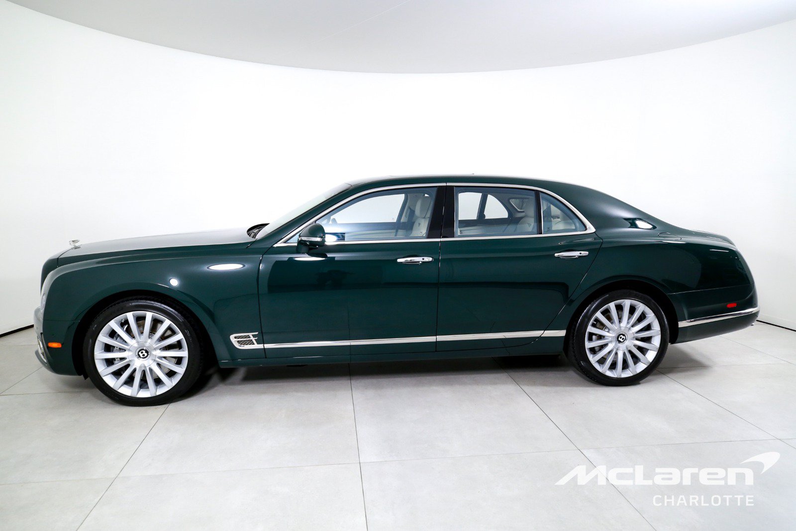 Used 2020 Bentley Mulsanne RWD image 5