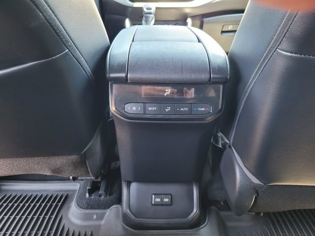 Used 2022 Toyota Highlander XSE AWD/4WD image 15