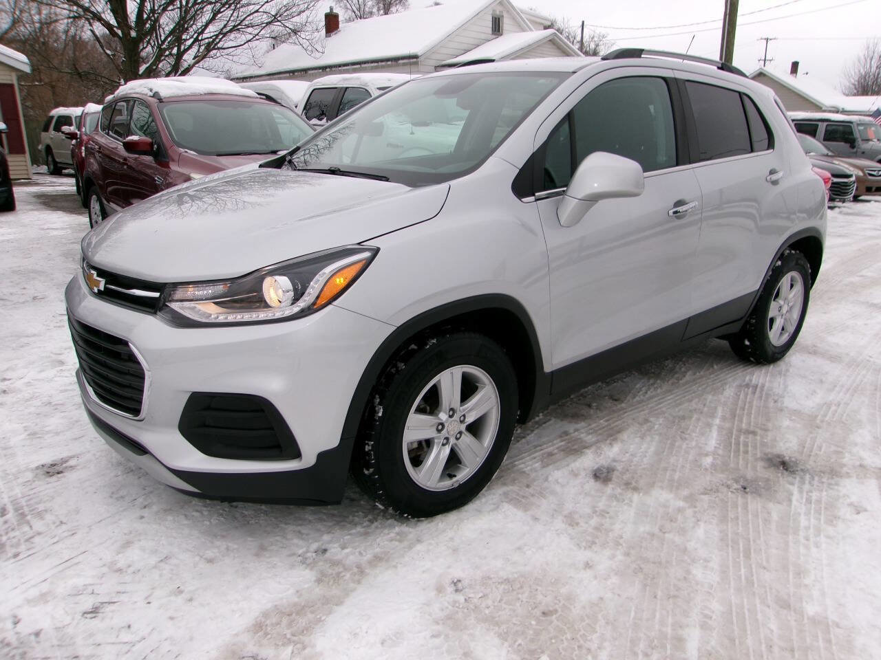 Used 2018 Chevrolet Trax LT w/ LT Convenience Package image 1