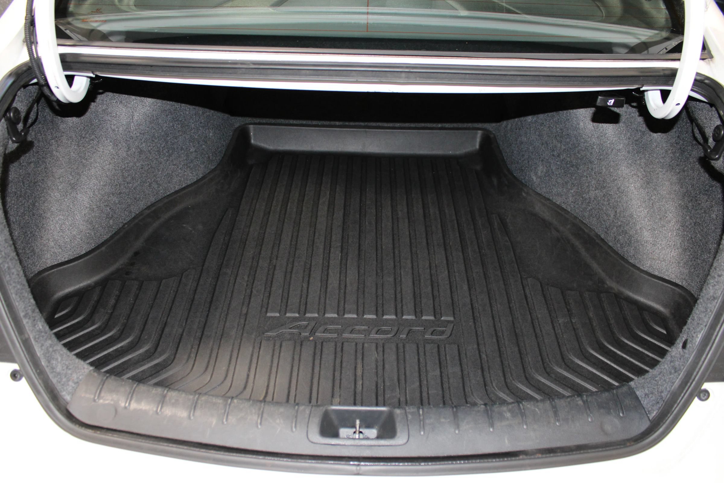 Used 2014 Honda Accord EX-L image 37