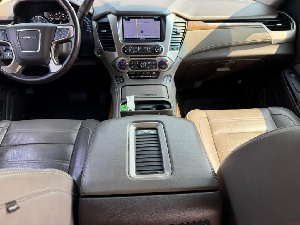 Used 2019 GMC Yukon XL Denali AWD/4WD image 8