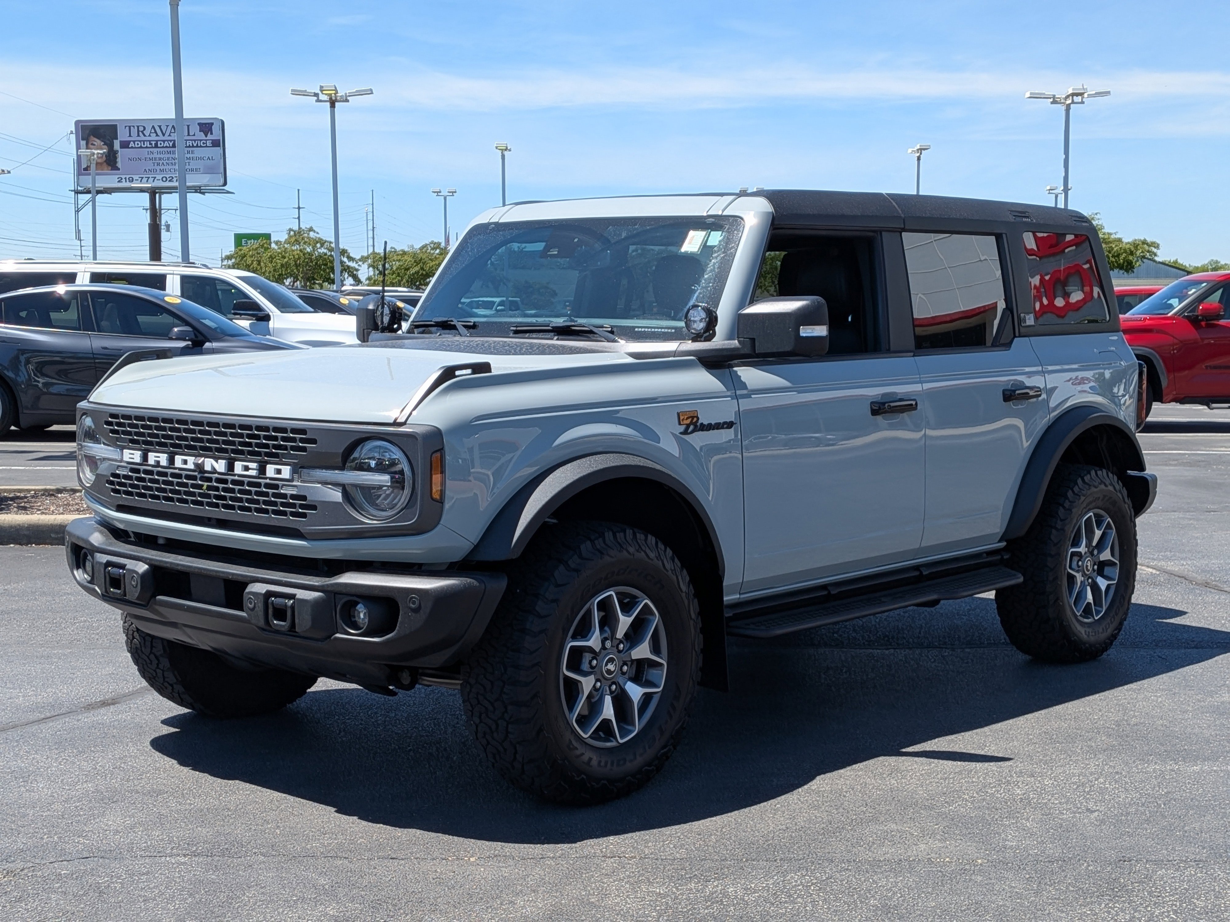 Used 2022 Ford Bronco Badlands AWD/4WD image 4
