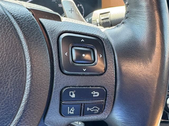 Used 2023 Lexus IS 300 w/ Comfort Package RWD image 21