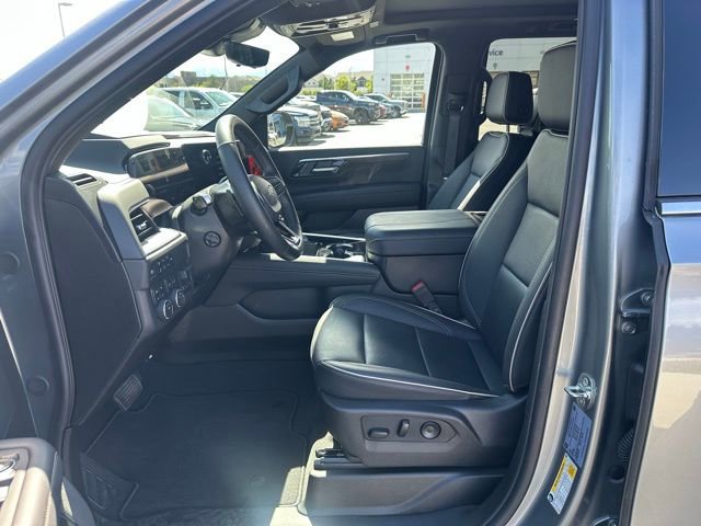 Certified 2025 Chevrolet Tahoe Premier AWD/4WD image 2