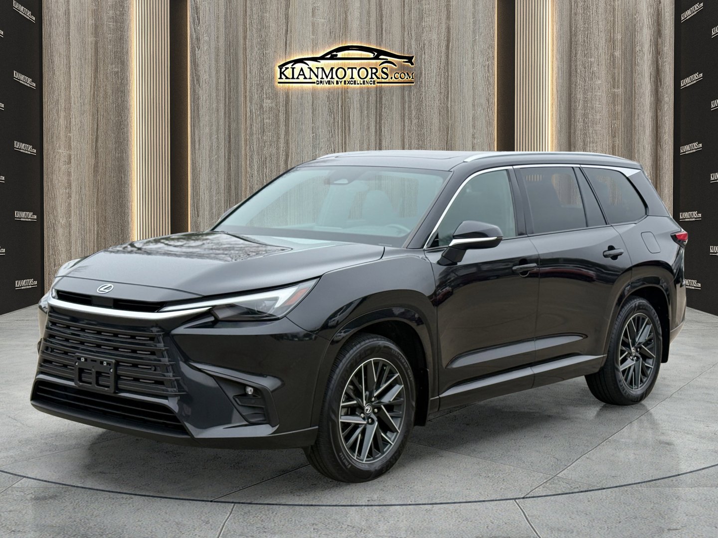 Used 2024 Lexus TX 350 AWD image 3