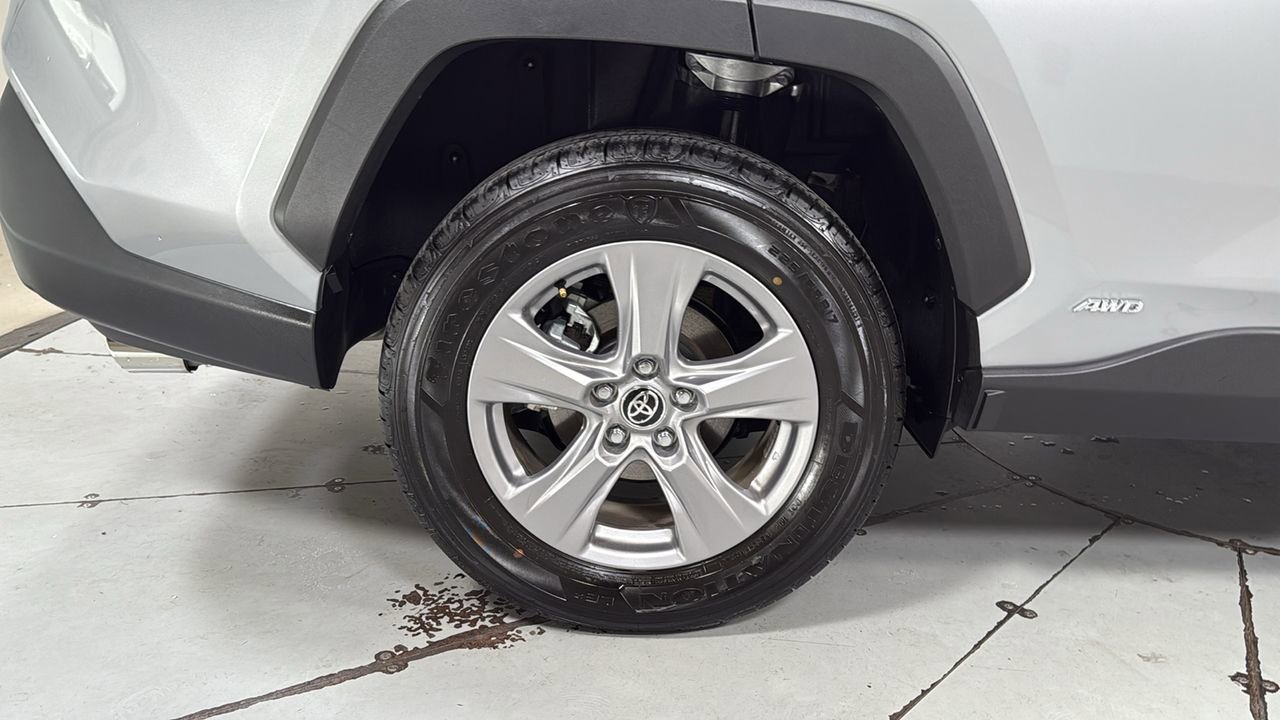 Certified 2025 Toyota RAV4 LE image 22