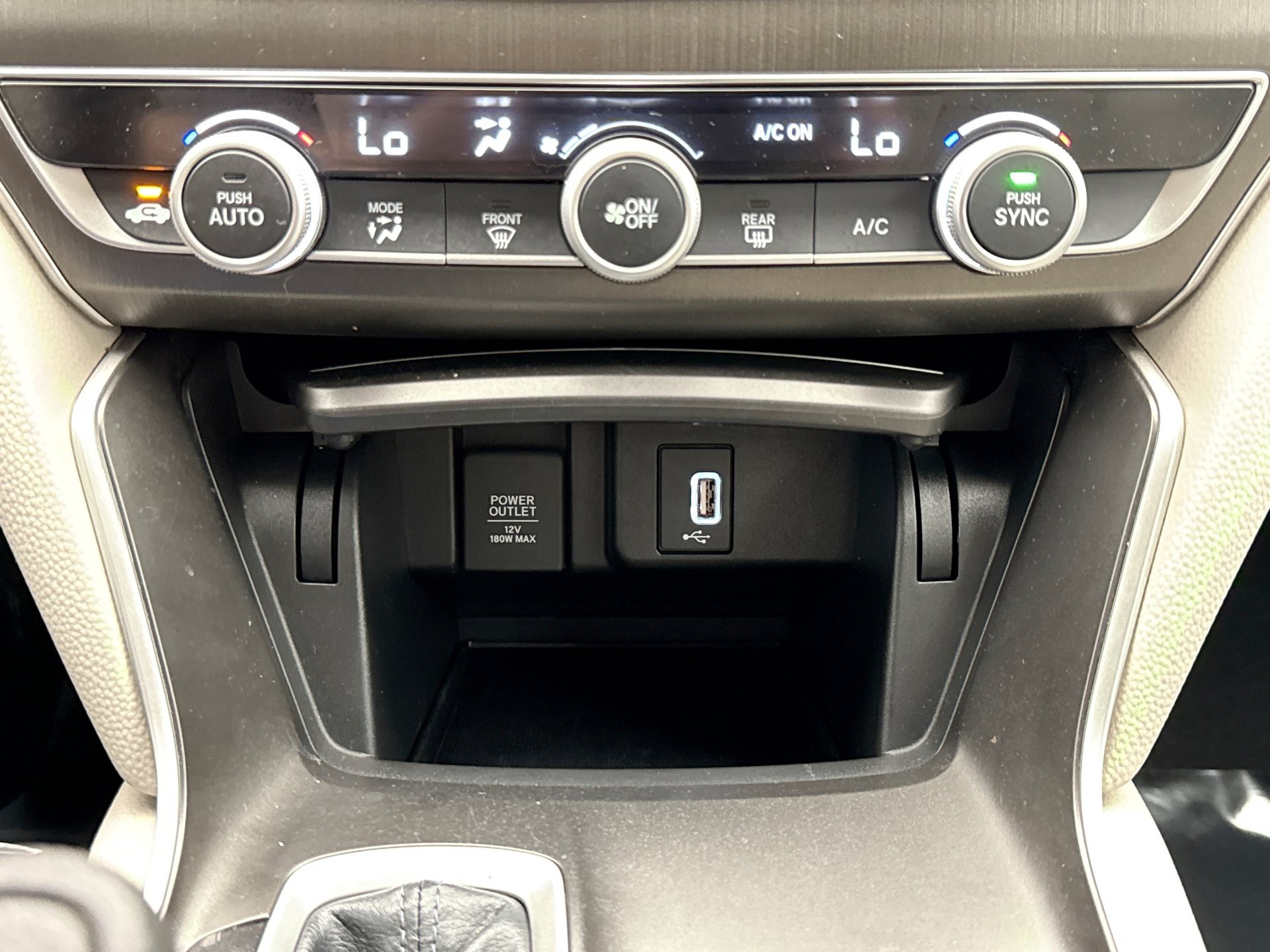 Used 2018 Honda Accord LX image 22