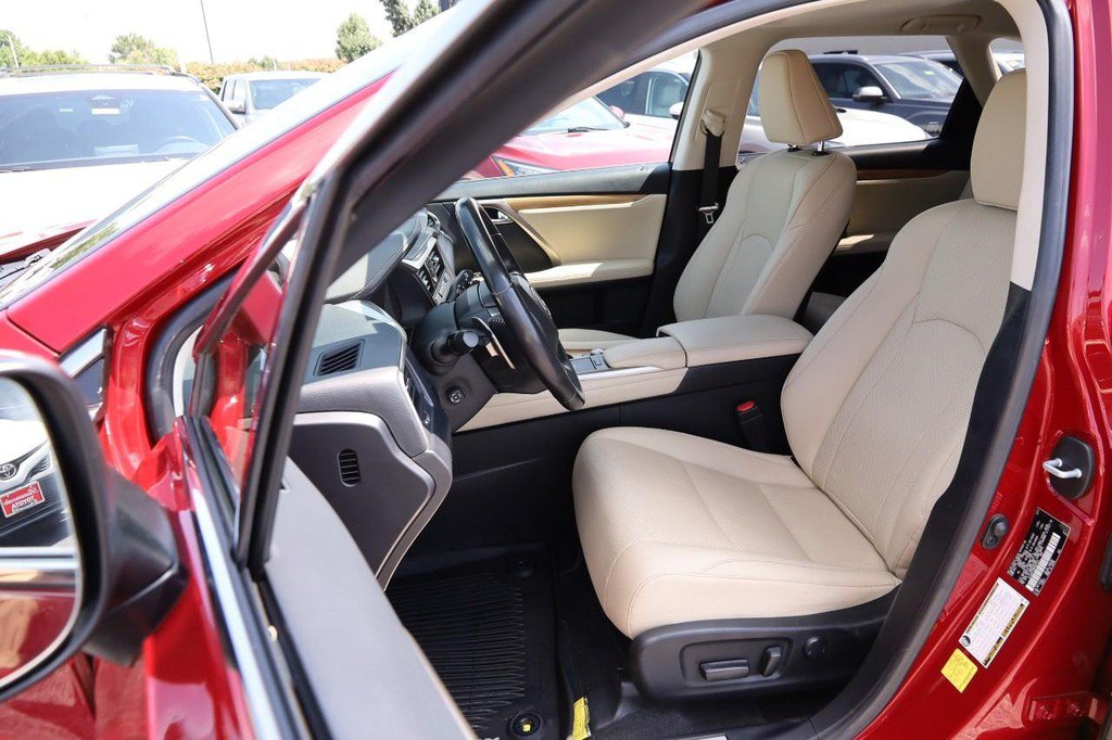 Used 2022 Lexus RX 350L Premium w/ Premium Package AWD/4WD image 10