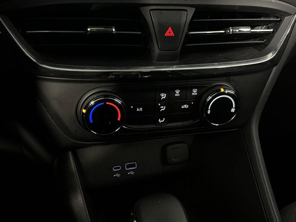 Used 2025 Buick Encore GX Preferred image 15