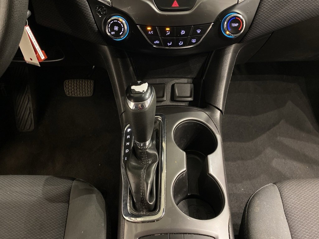 Used 2018 Chevrolet Cruze LT image 17