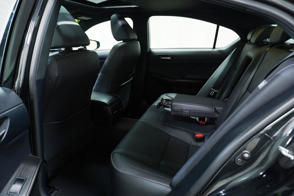Used 2025 Lexus IS 300 w/ Premium Package image 12