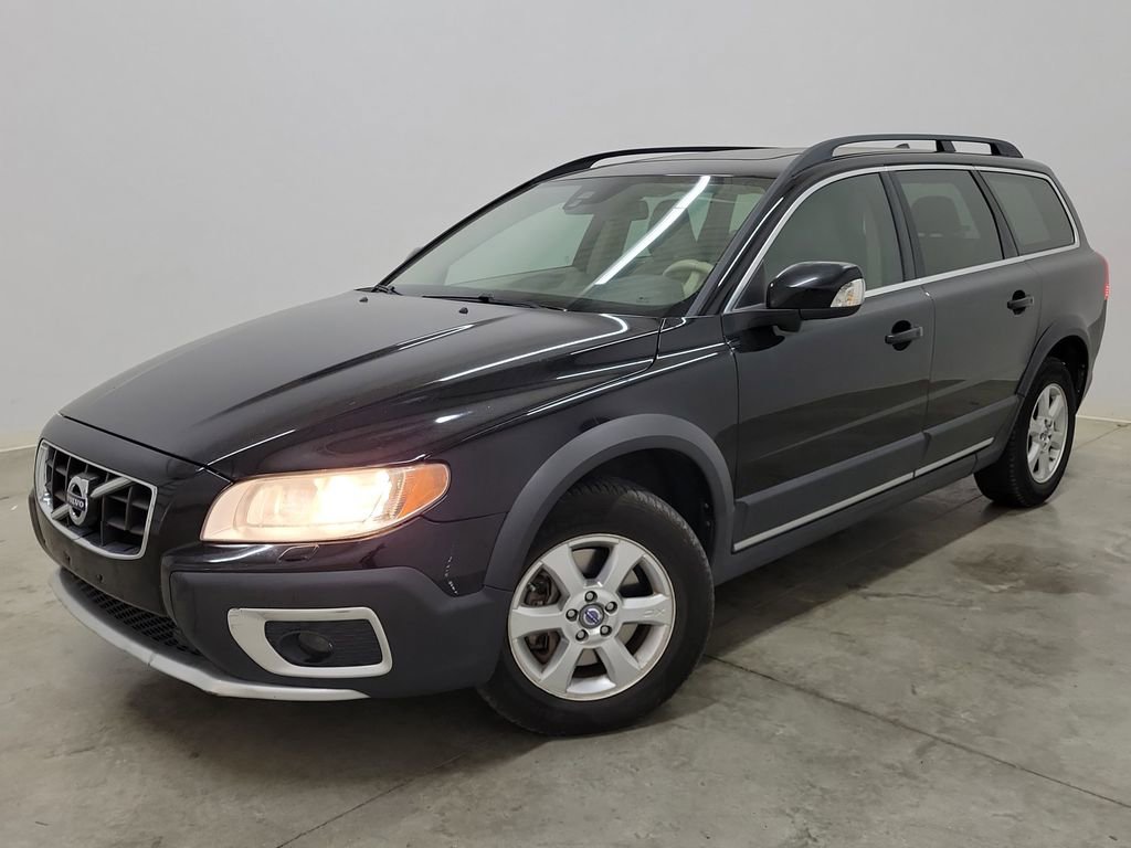 Used 2013 Volvo XC70 3.2 image 32