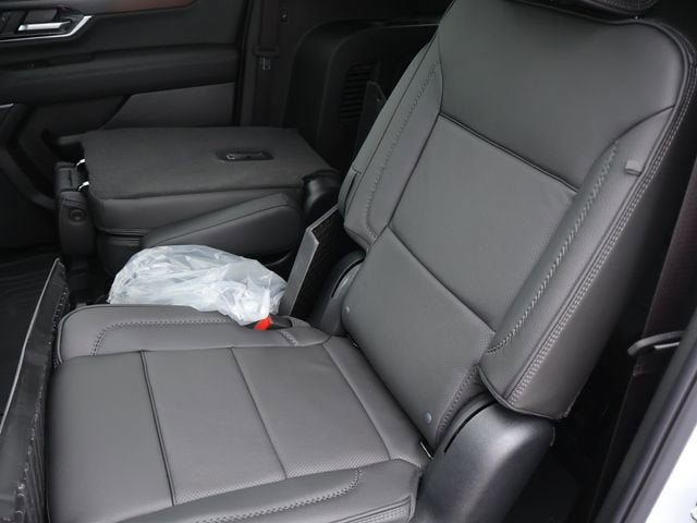 New 2026 GMC Yukon XL Denali w/ Denali Reserve Package AWD/4WD image 13