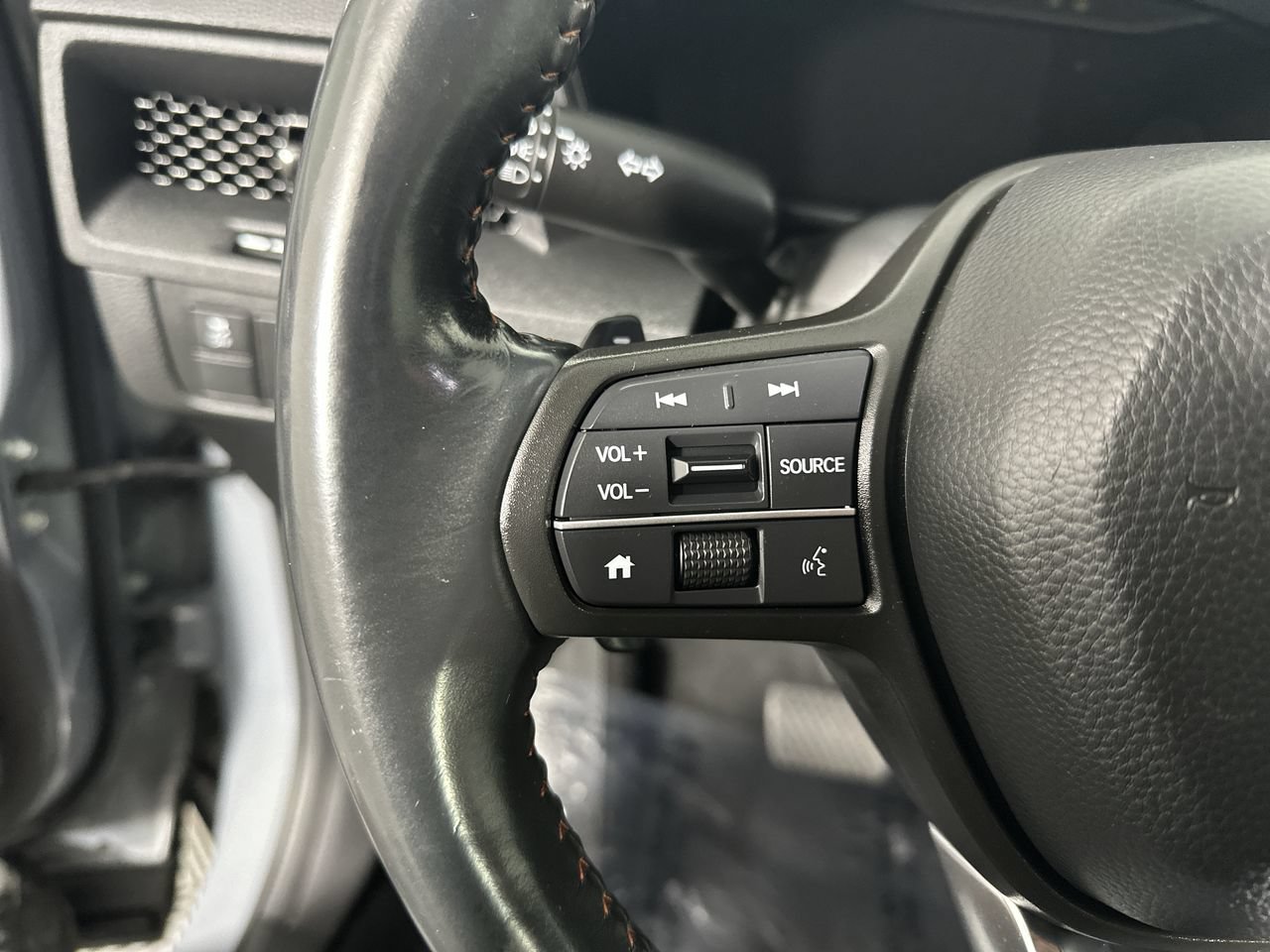 Used 2023 Honda CR-V Sport image 6