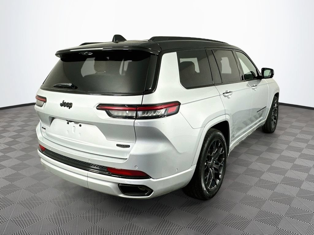 Certified 2025 Jeep Grand Cherokee L Summit AWD/4WD image 12