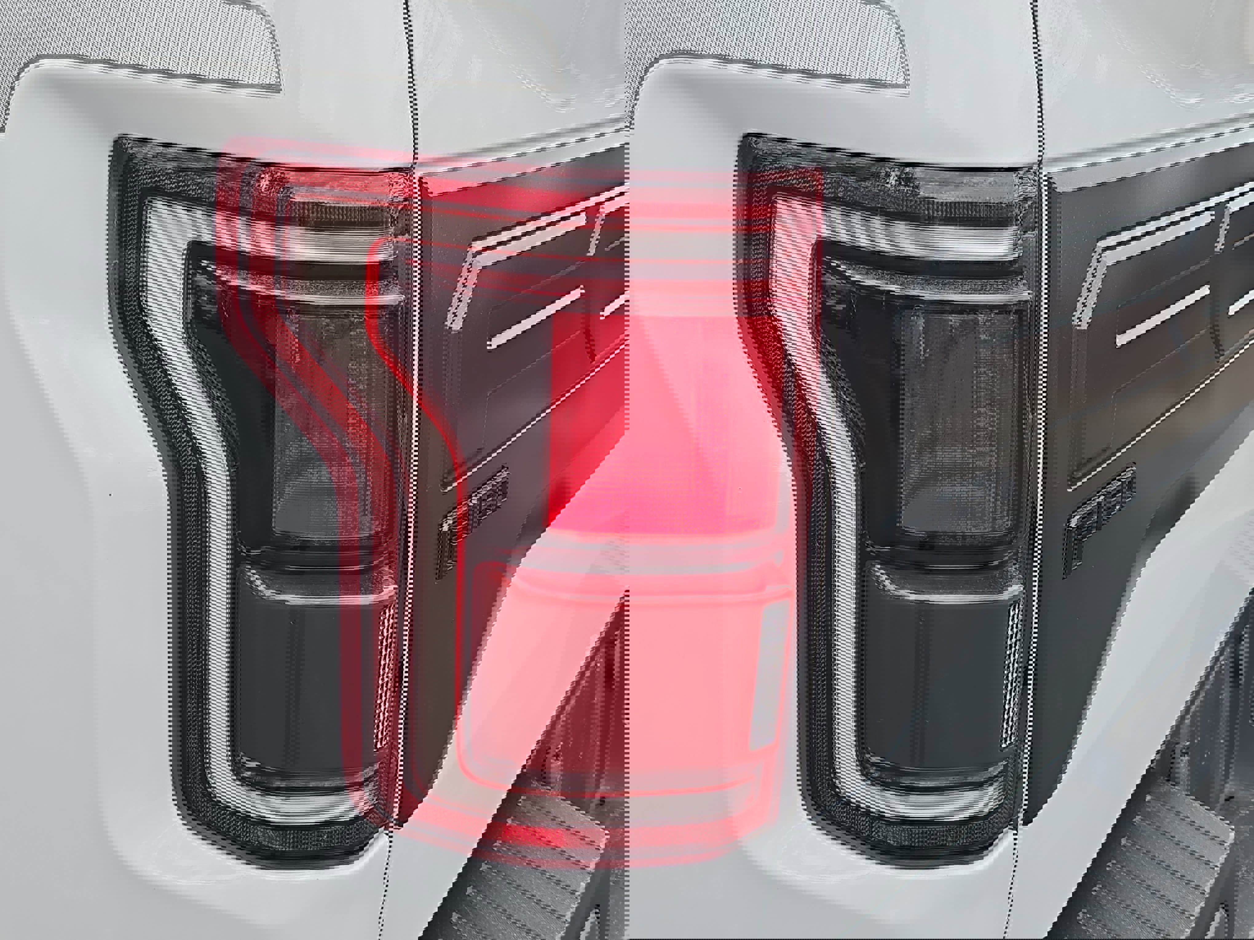 Used 2018 Ford F150 Raptor w/ Equipment Group 802A Luxury image 34