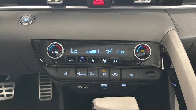 New 2026 Hyundai Elantra SEL Sport Premium FWD image 18