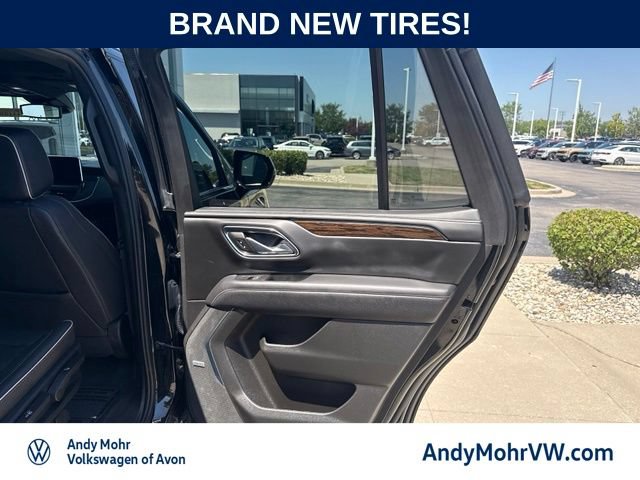 Used 2023 Chevrolet Tahoe Premier AWD/4WD image 19