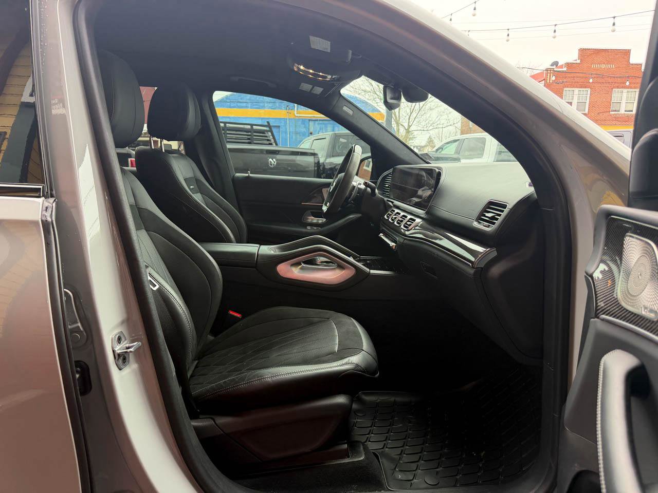 Used 2024 Mercedes-Benz GLS 63 AMG 4MATIC image 18