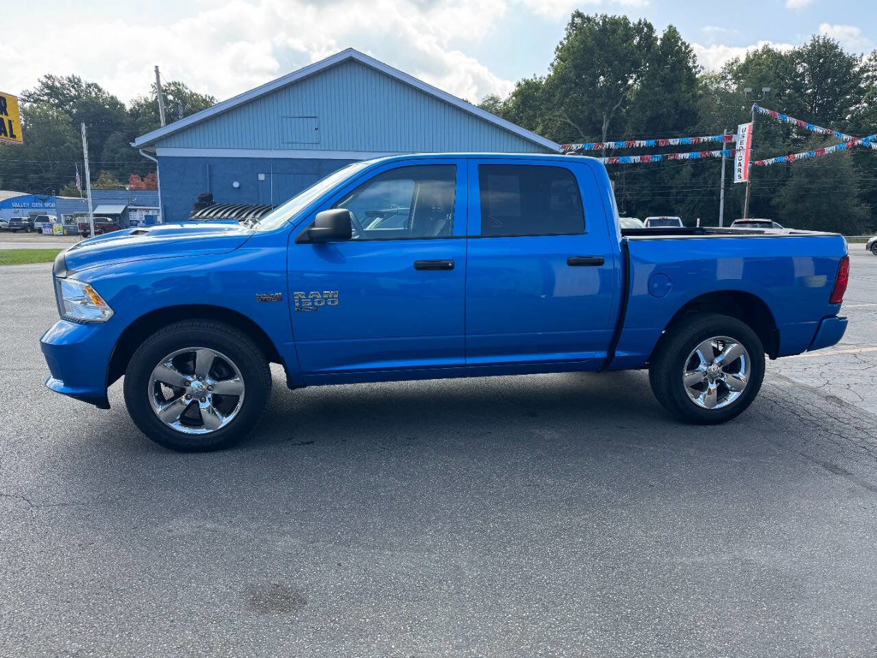 Used 2022 RAM 1500 Express w/ Wheel & Sound Group image 6