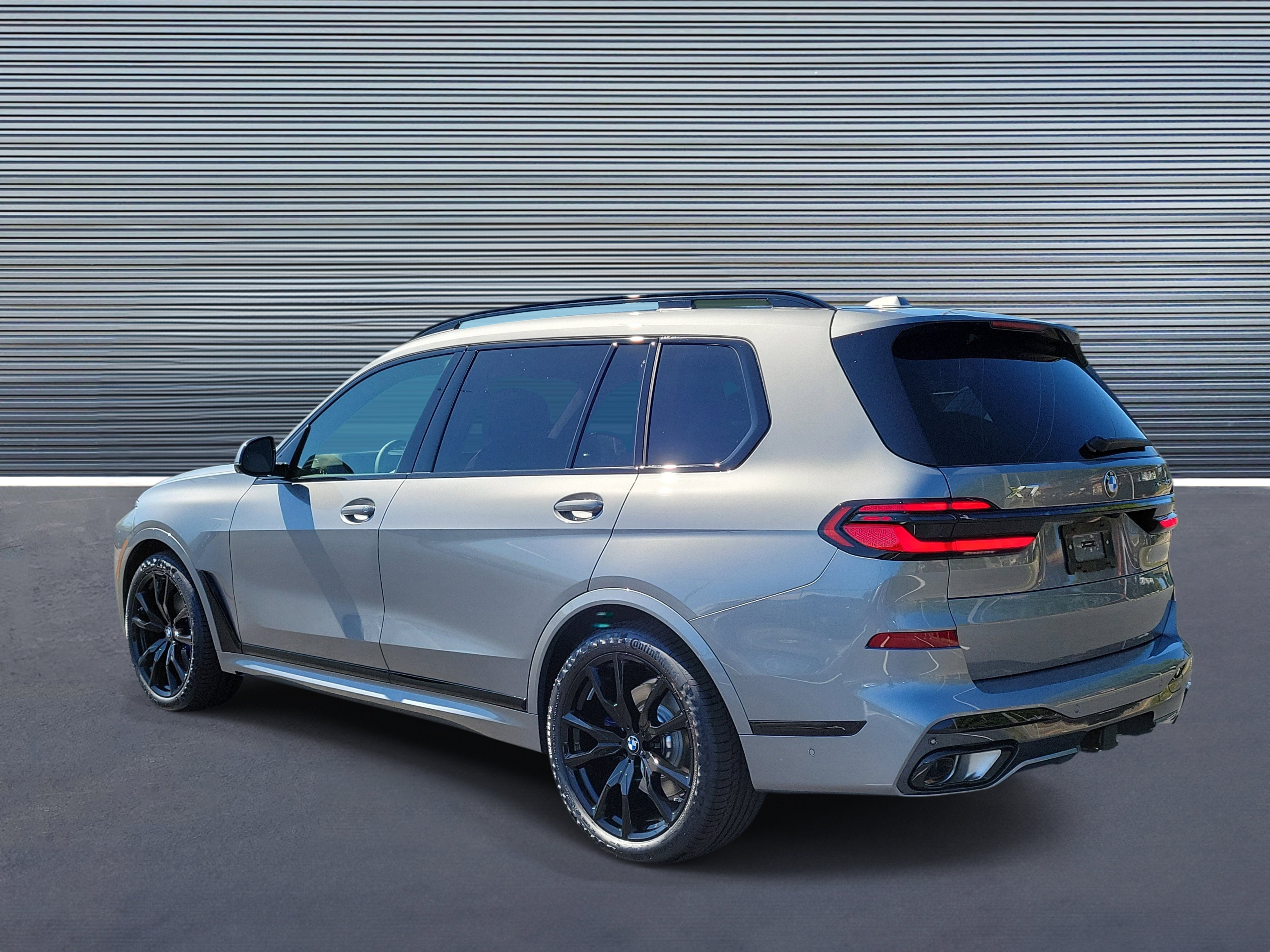New 2026 BMW X7 xDrive40i w/ Executive Package image 4
