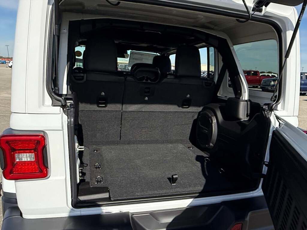New 2026 Jeep Wrangler Sahara image 22