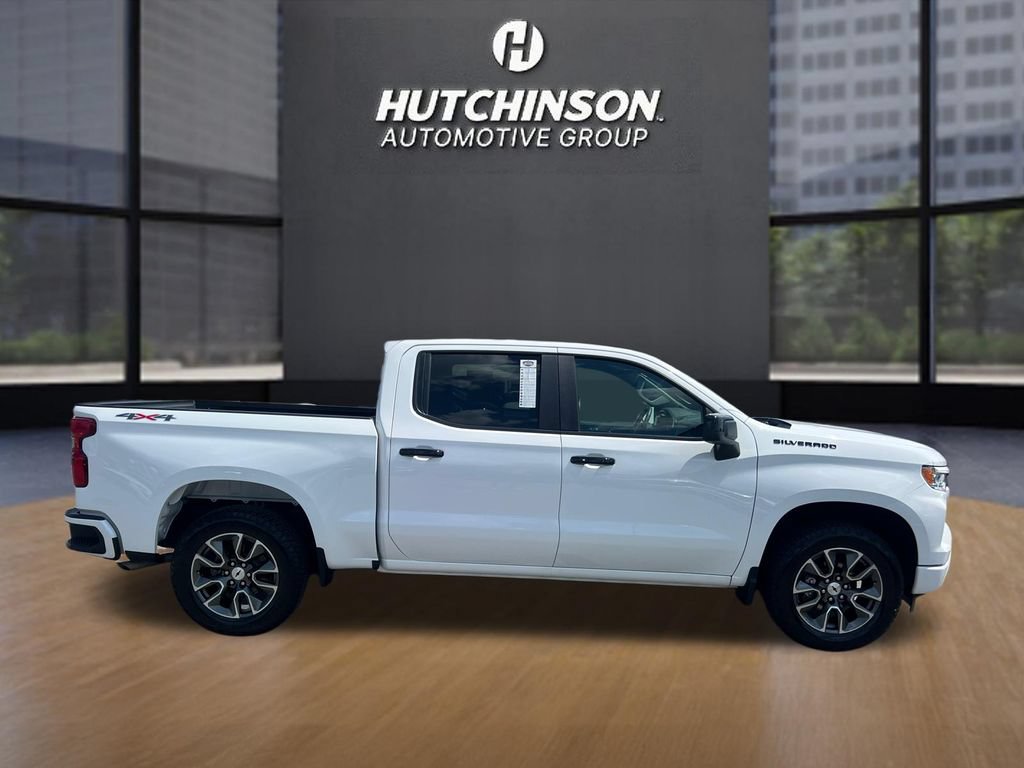 Used 2024 Chevrolet Silverado 1500 RST w/ LPO, Dark Essentials Package AWD/4WD image 8