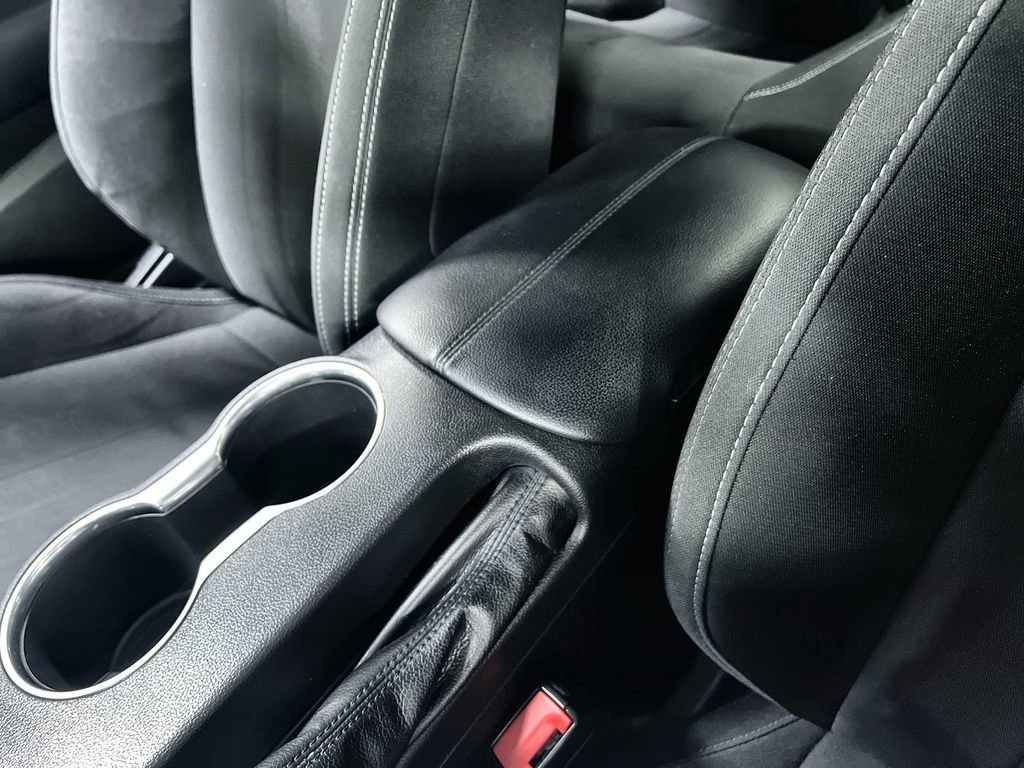 Used 2020 Ford Mustang Coupe RWD image 31
