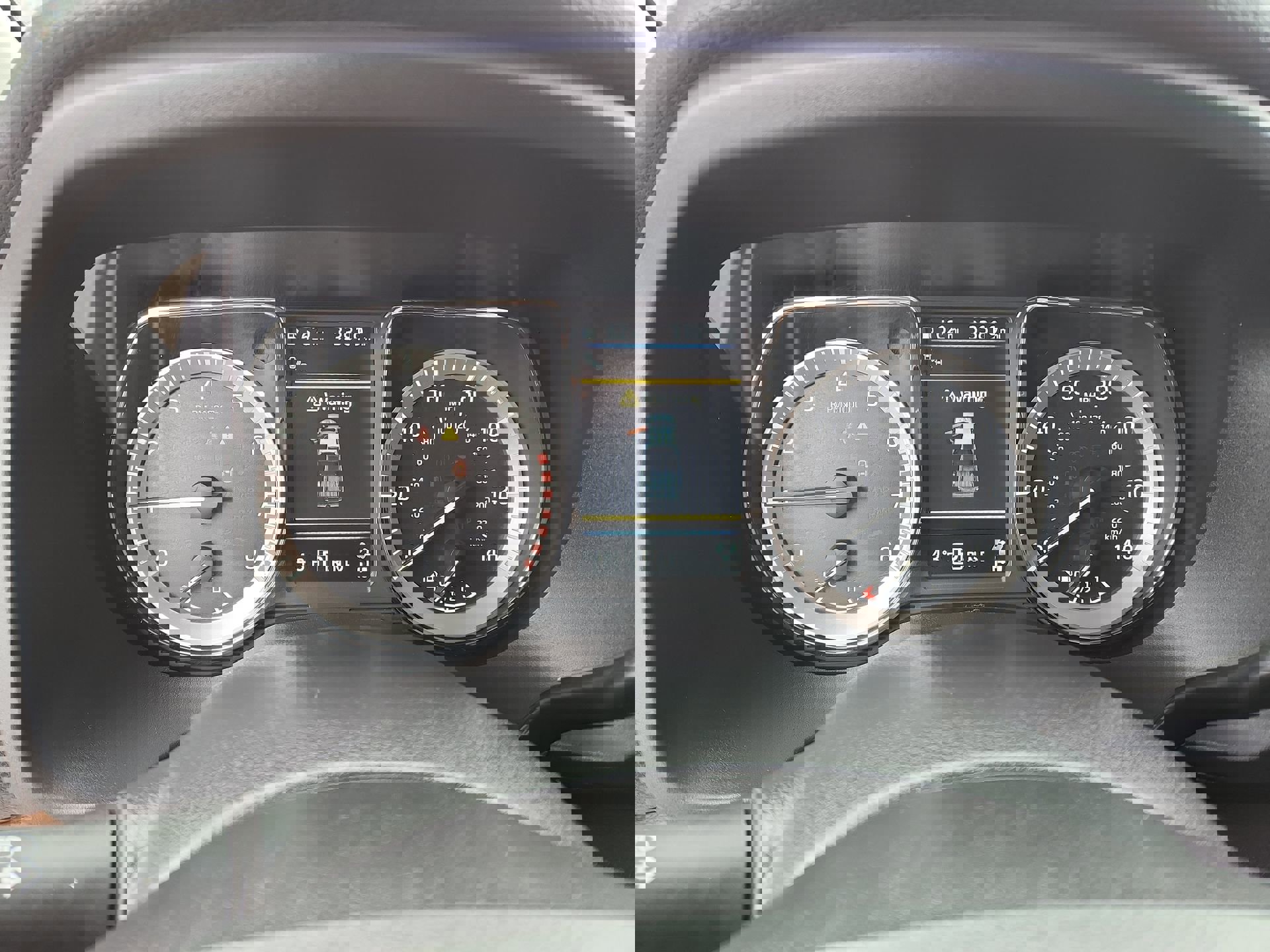 Used 2019 Nissan Titan Platinum Reserve image 10