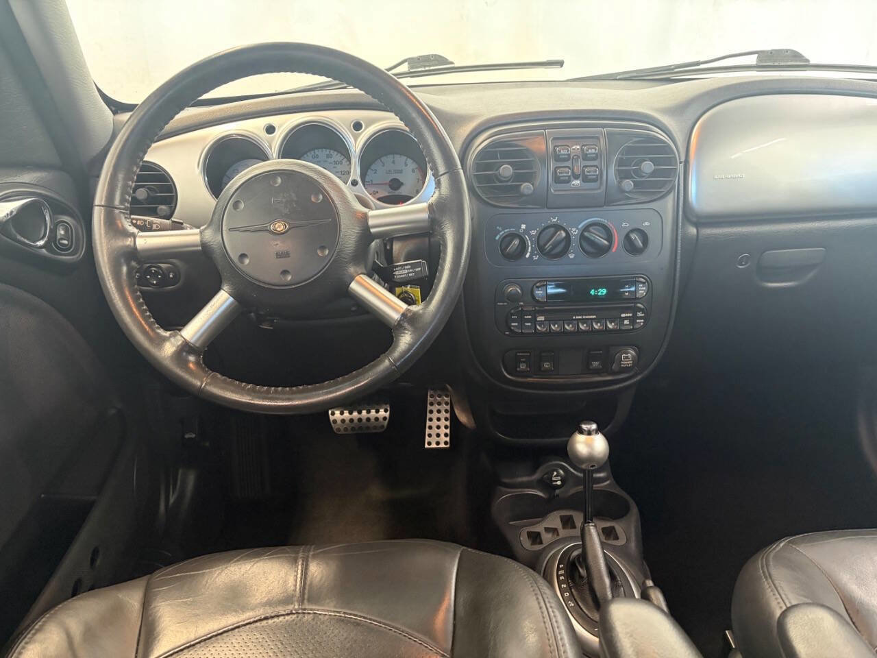 Used 2005 Chrysler PT Cruiser GT FWD image 12