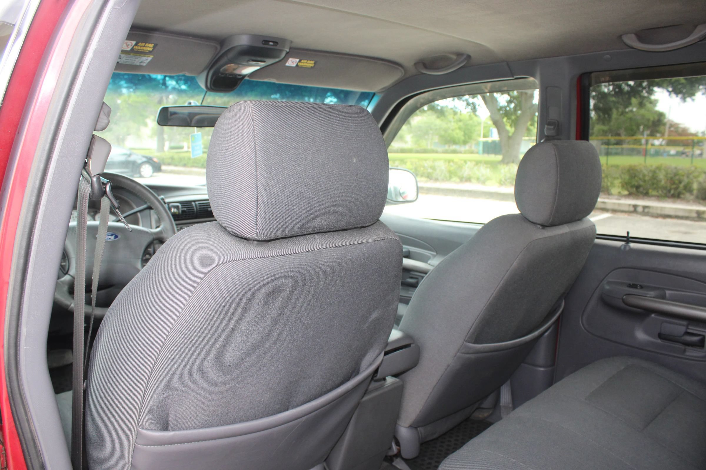 Used 2001 Ford Explorer Sport Trac 4x4 image 14