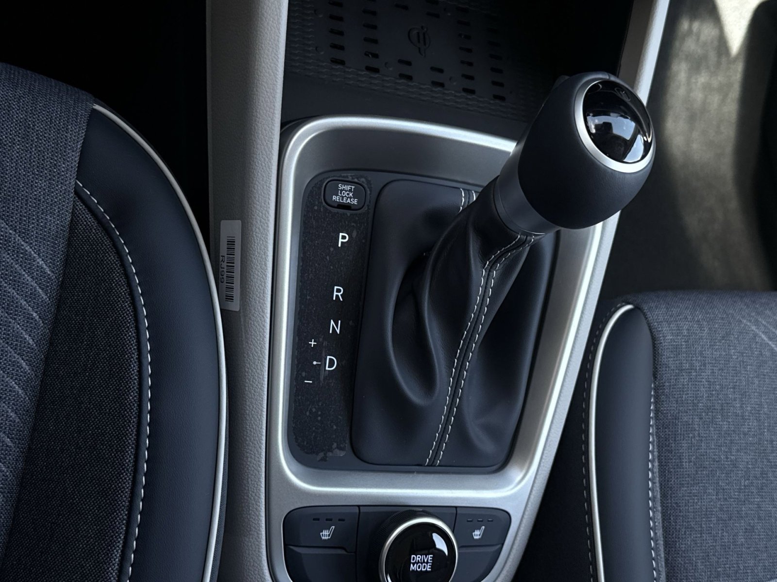 New 2026 Hyundai Venue SEL FWD image 21