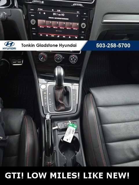 Used 2021 Volkswagen GTI SE image 19