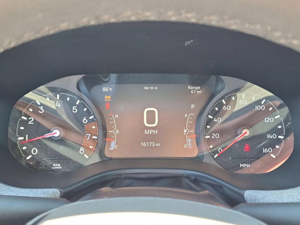 Certified 2025 Jeep Compass Latitude AWD/4WD image 16