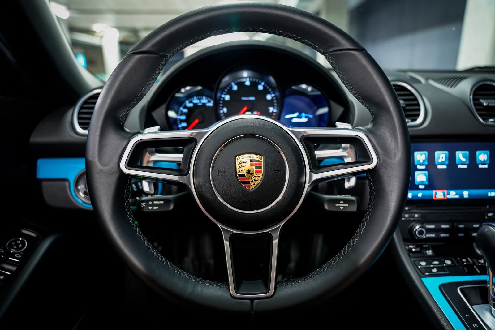 Used 2021 Porsche 718 Boxster RWD image 10