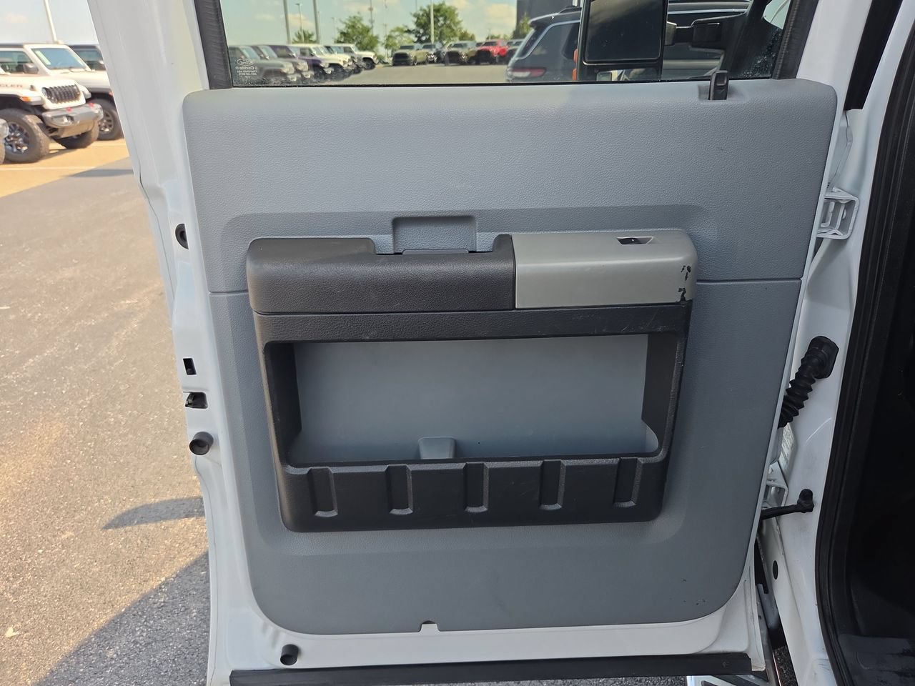 Used 2016 Ford F350 XLT w/ XLT Value Package RWD image 14