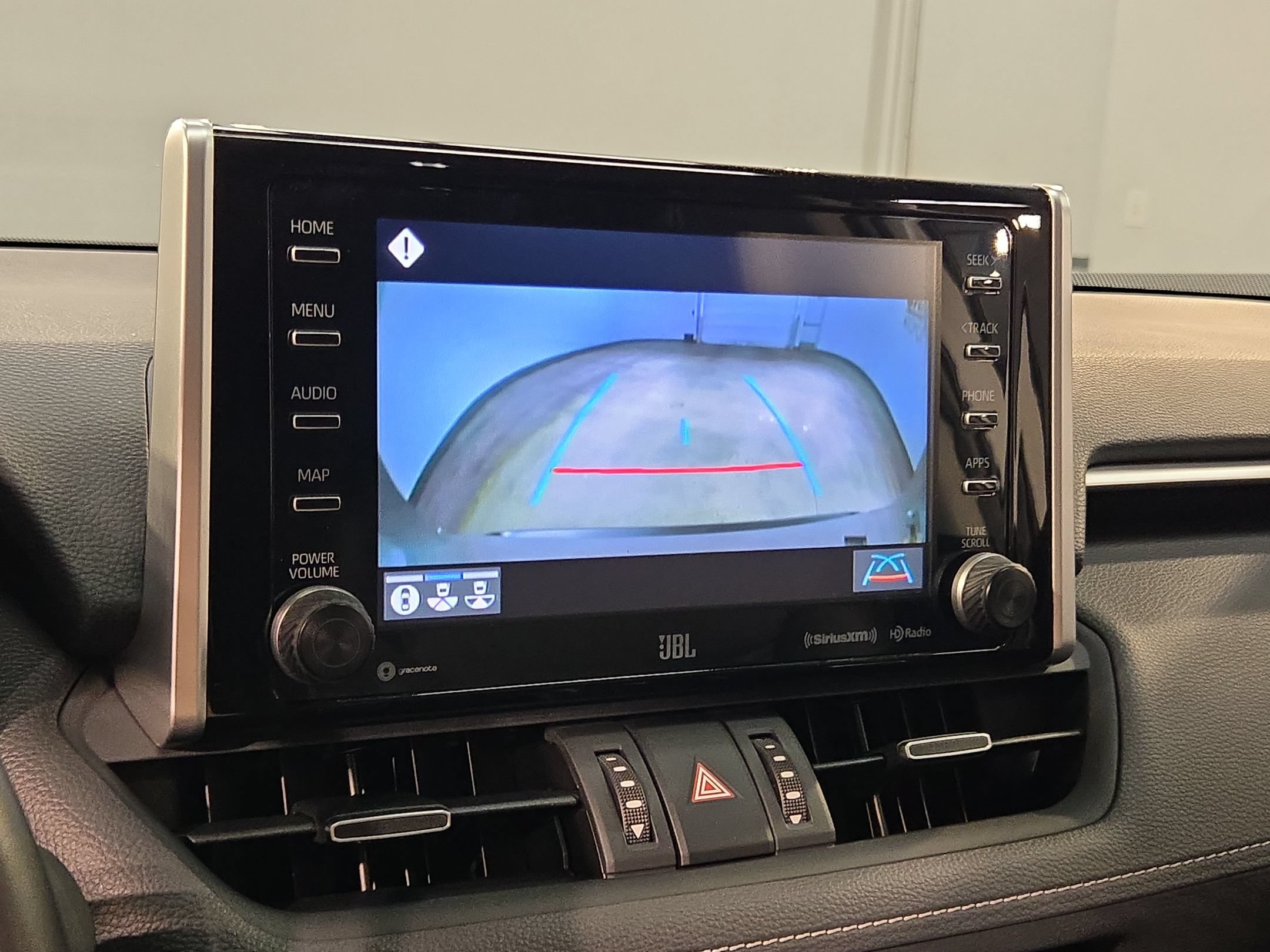 Used 2021 Toyota RAV4 Limited AWD/4WD image 32