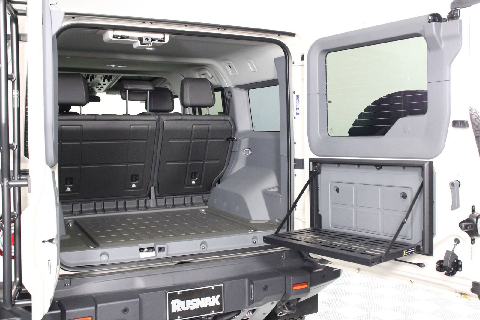 New 2025 INEOS Grenadier Fieldmaster Edition image 21