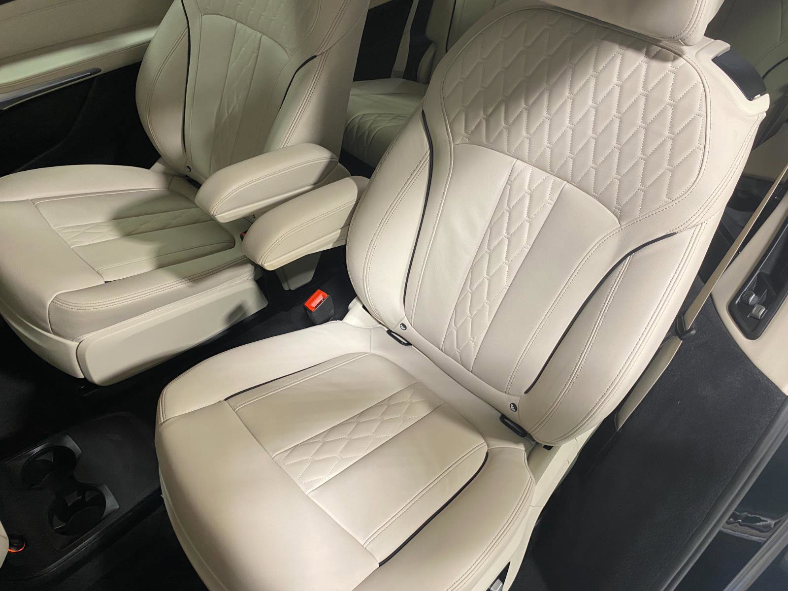 Certified 2023 BMW X7 xDrive40i w/ Climate Comfort Package image 20