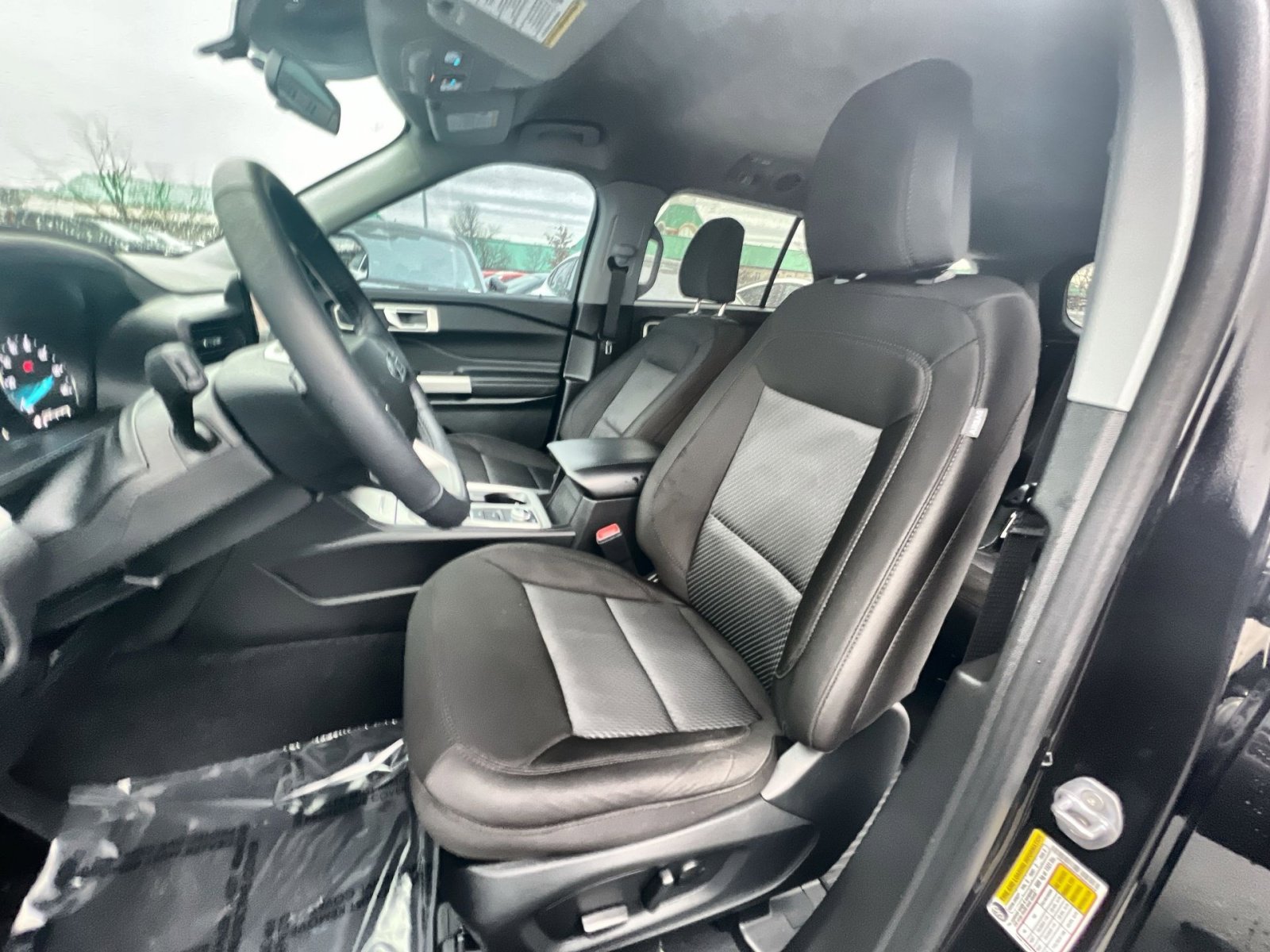 Certified 2023 Ford Explorer XLT image 13