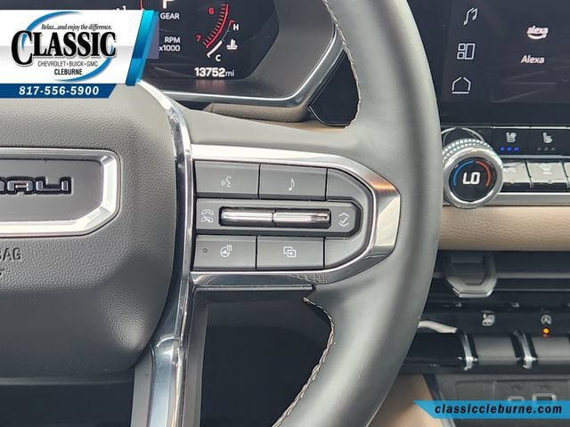 Used 2025 GMC Canyon Denali AWD/4WD image 28