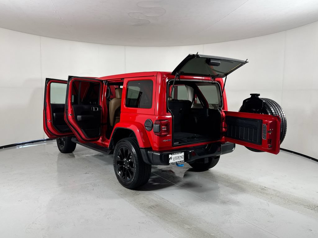 Used 2023 Jeep Wrangler Unlimited Sahara w/ Cold Weather Group AWD/4WD image 20
