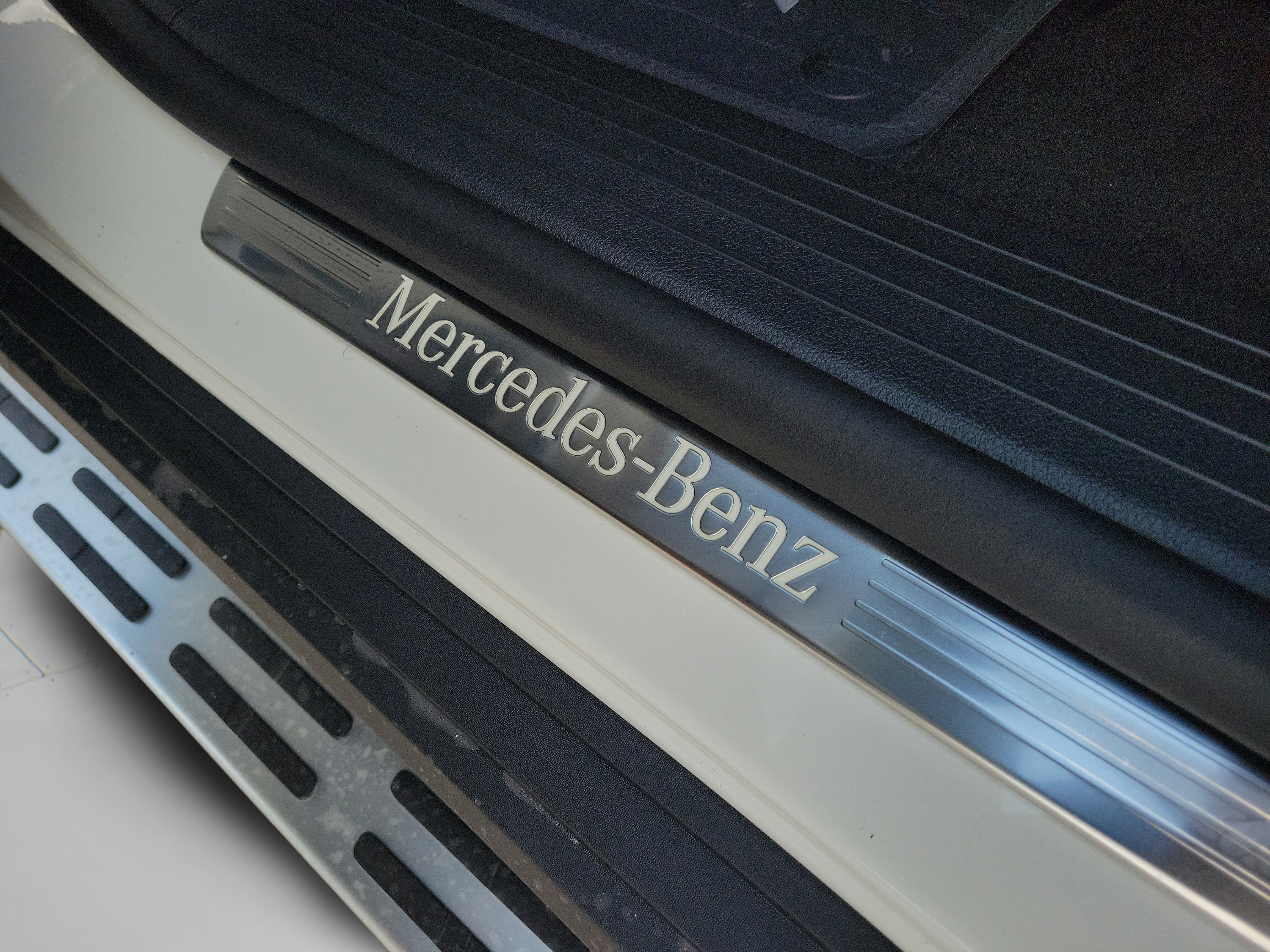 New 2026 Mercedes-Benz GLS 580 4MATIC image 35