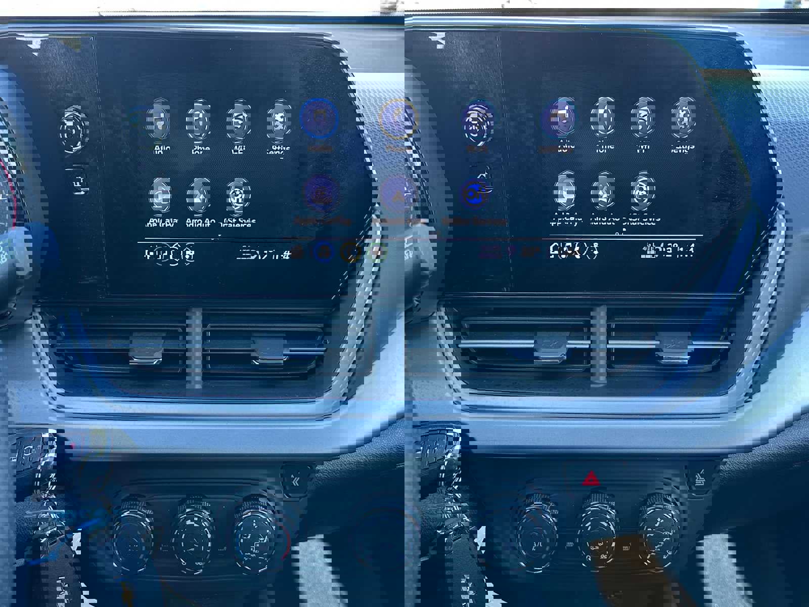 Used 2025 Chevrolet Trax RS w/ Sunroof Package image 26