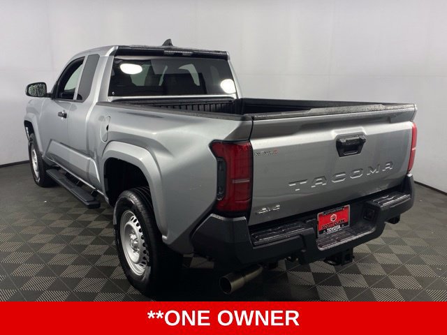 Used 2025 Toyota Tacoma SR w/ Towing Package AWD/4WD image 6