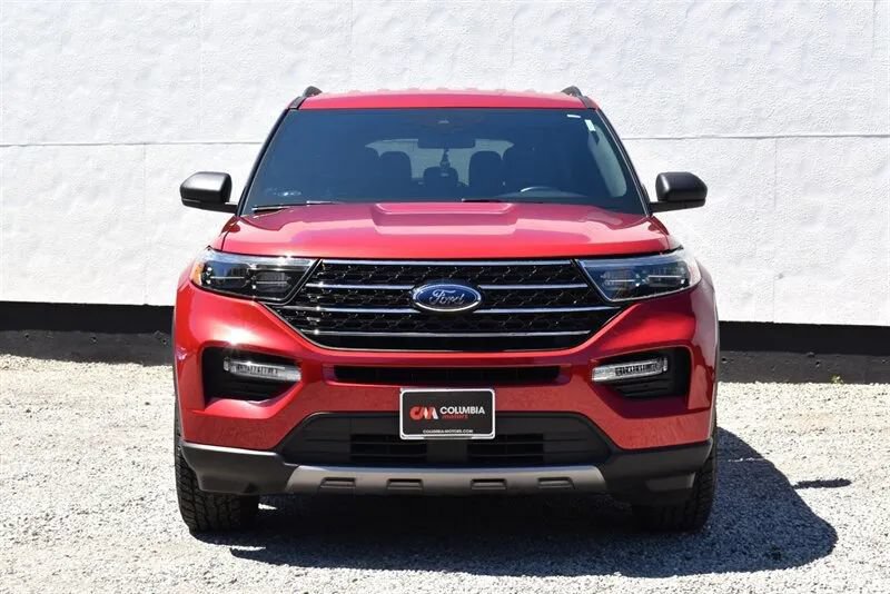 Used 2020 Ford Explorer XLT w/ Equipment Group 202A AWD/4WD image 7