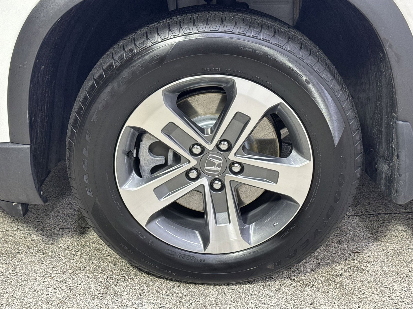 Used 2025 Honda Pilot EX-L image 16