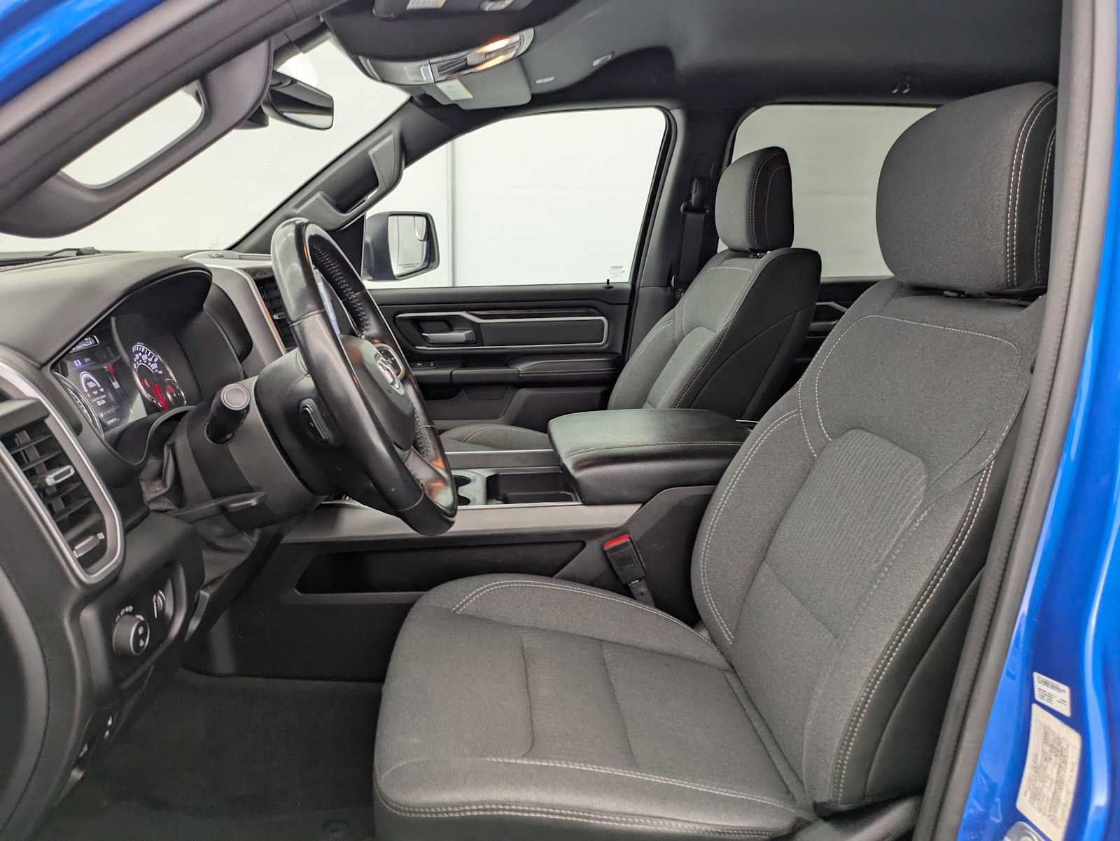 Used 2022 RAM 1500 Big Horn AWD/4WD image 19