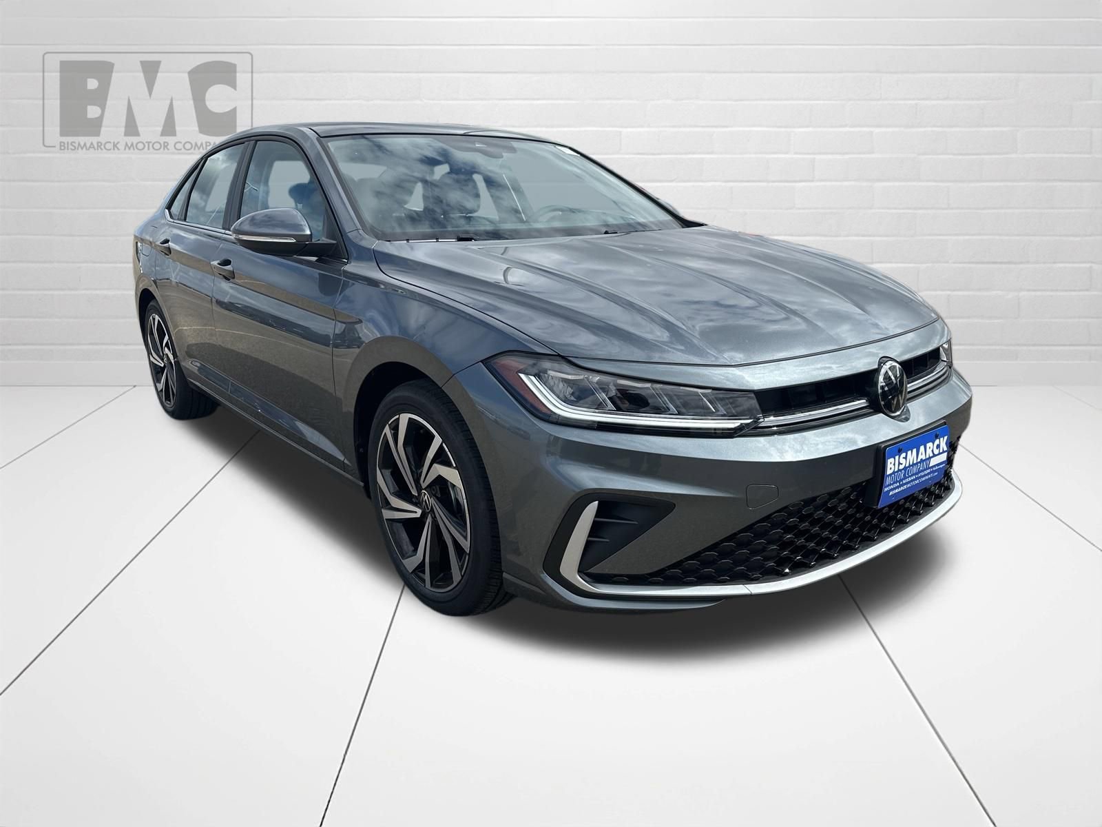 New 2026 Volkswagen Jetta SEL FWD image 2